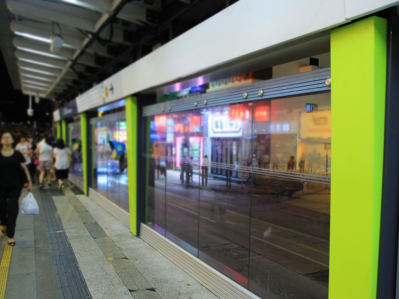Tai Tong Road LRT Station